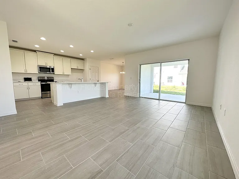 1195 Sand Torch Cir — Photo 2