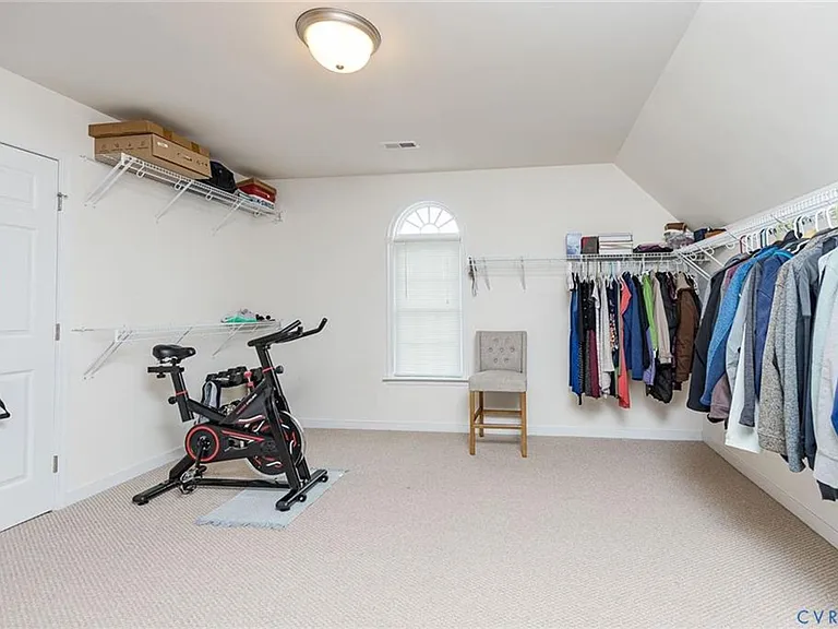 11907 Chislet Ct — Photo 32