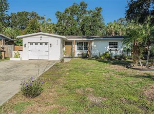 4210 Huntington St NE, Saint Petersburg, FL 33703