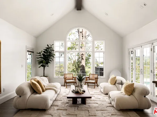 12917 Galewood St, Studio City, CA 91604