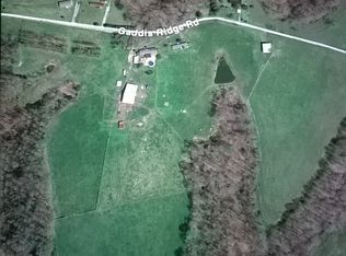 3513 Gaddis Ridge Rd, Elk Horn, KY 42733