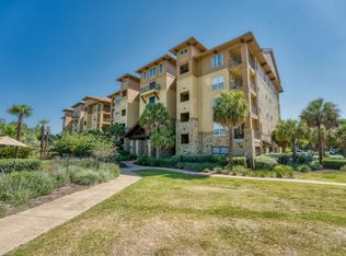 96 Island Dr UNIT 32, Llano, TX 78657