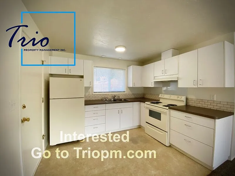 2 bed, 1.0 bath, $1,695 — Photo 1