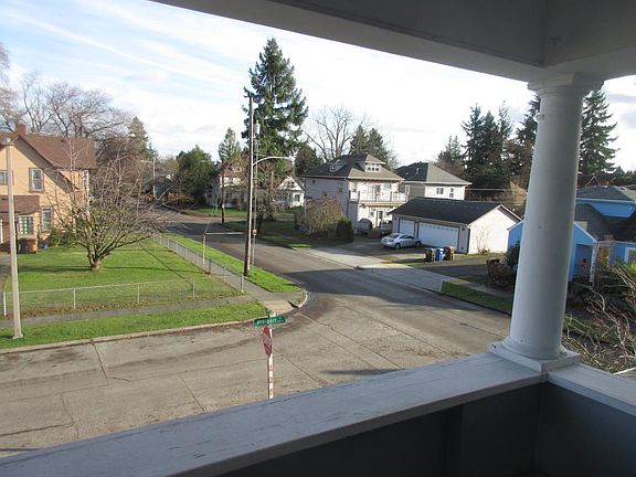 3rd image of 646 S Prospect Street # Top Floor