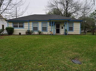 6051 Belmark St, Houston, TX 77033