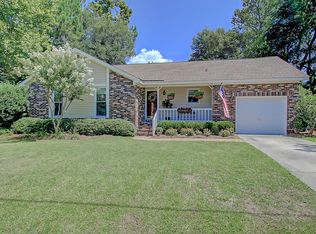 1242 Valley Forge Dr, Charleston, SC 29412