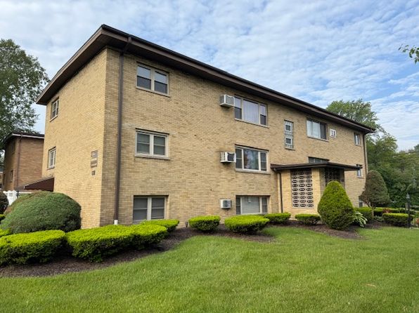 8940 White Oak Ave APT 1