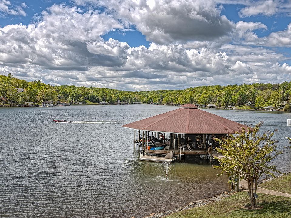 1st image of 1185 Belle Isle Dr