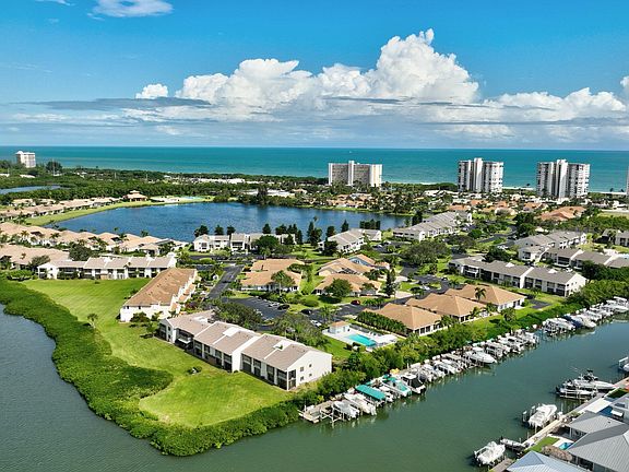 2nd image of 209 River Walk