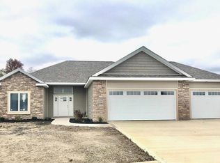 7677 Luna Way, Fort Wayne, IN 46835