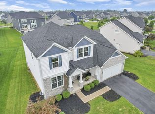 694 Eagle Walk Rd, Delaware, OH 43015