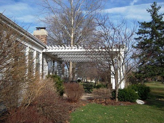 Fabulous pergola and patio