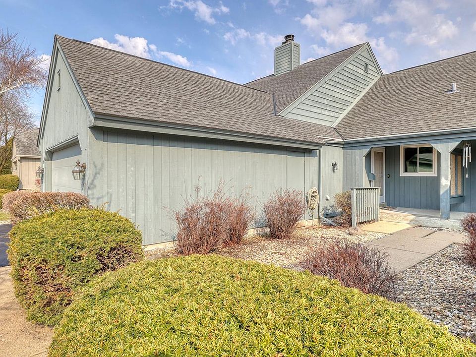 1st image of 2324 W Cumberland COURT