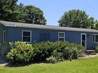 7335 Miller Rd, Swartz creek, MI 48473