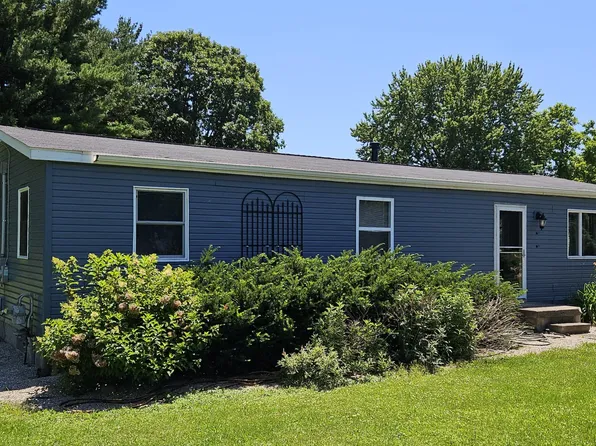 7335 Miller Rd, Swartz Creek, MI 48473