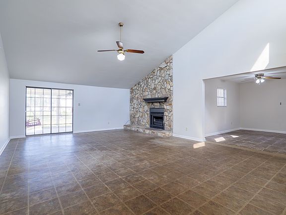 4th image of 3710 Green Brook Dr