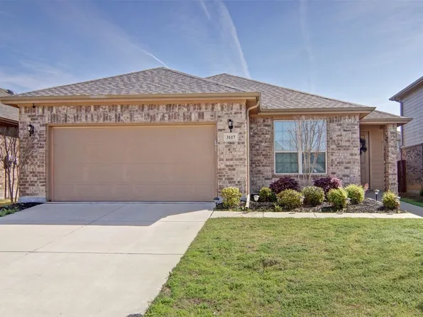 3117 Antler Point Dr, Fort Worth, TX 76108