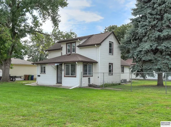 2102 Hancock St, Bellevue, NE 68005
