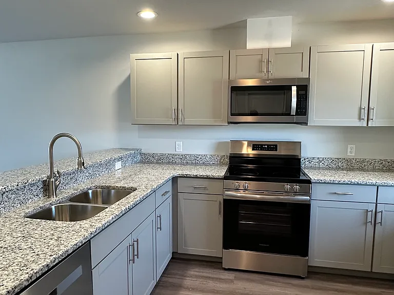 4407 E Ravenna St — Photo 6