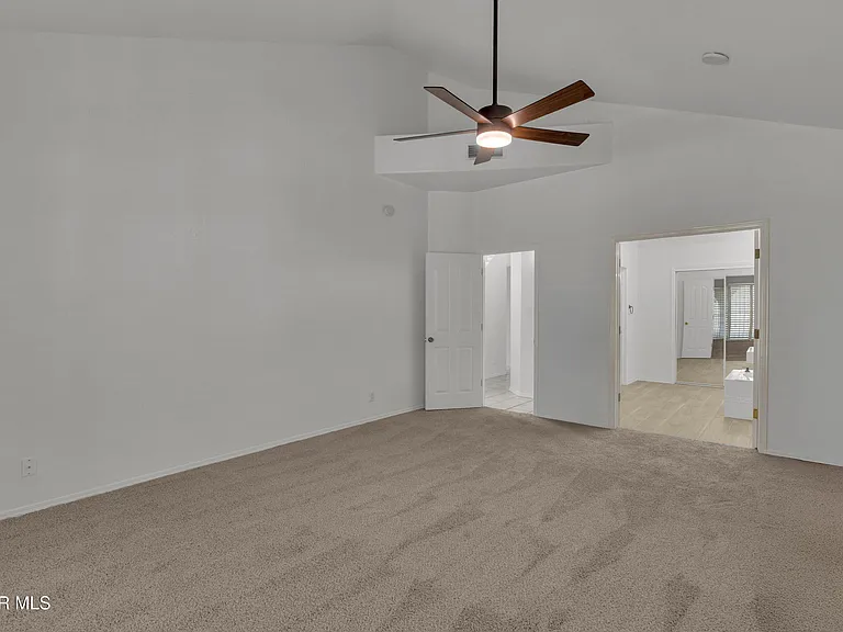 1325 Whirlaway Dr — Photo 21