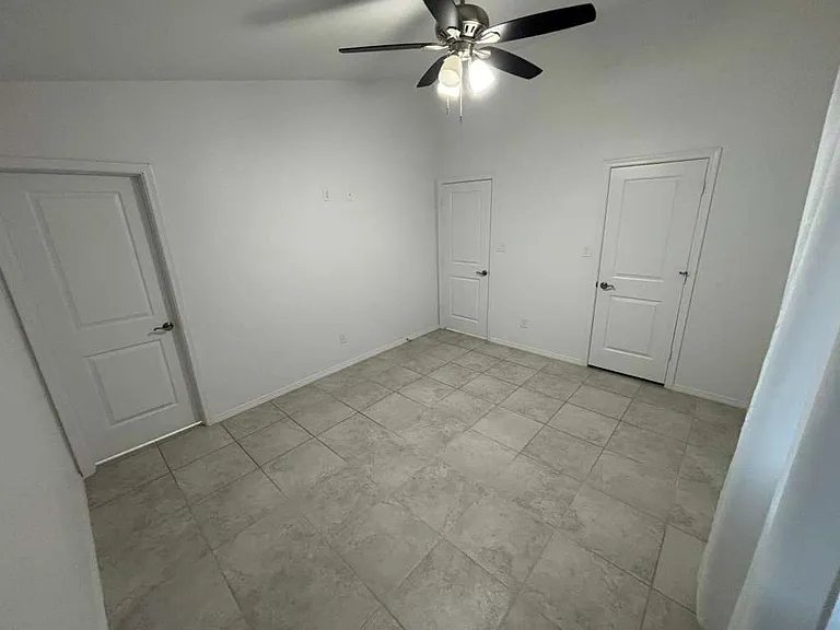 8735 E 41st Pl — Photo 15