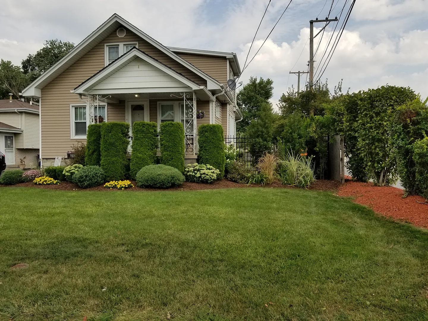 16145 Evans Ave photo 1