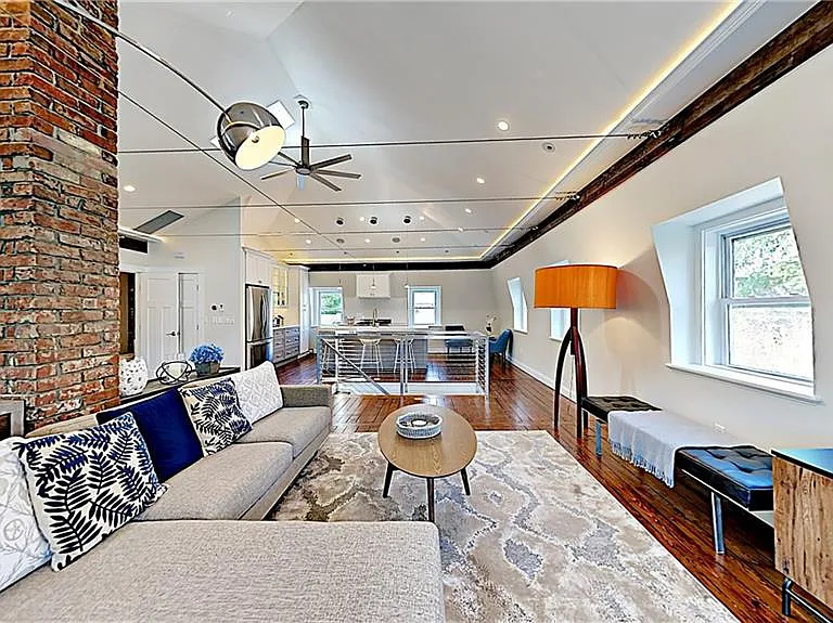 21 School St #4 — Photo 19