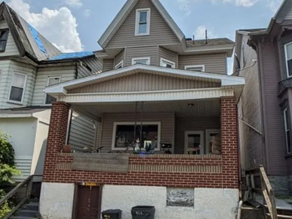 923 2nd Ave, Altoona, PA 16602