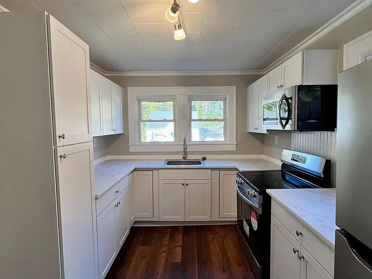 111 Highland Ave — Photo 7