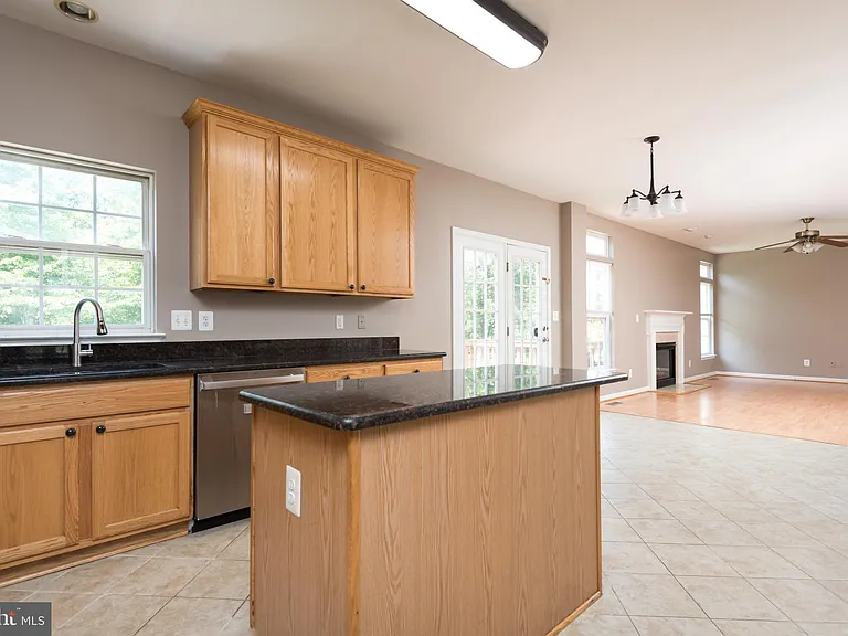 15121 Toccoa Ct — Photo 11
