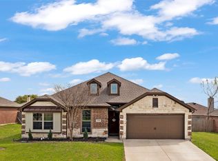 1318 Yukon Dr, Midlothian, TX 76065
