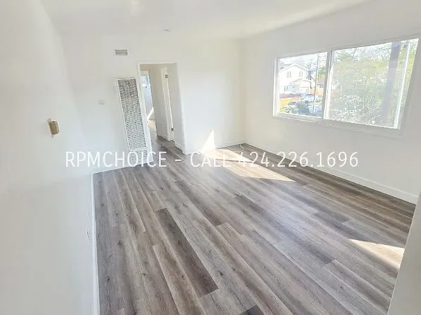 448 W 106th St APT 2, Los Angeles, CA 90003