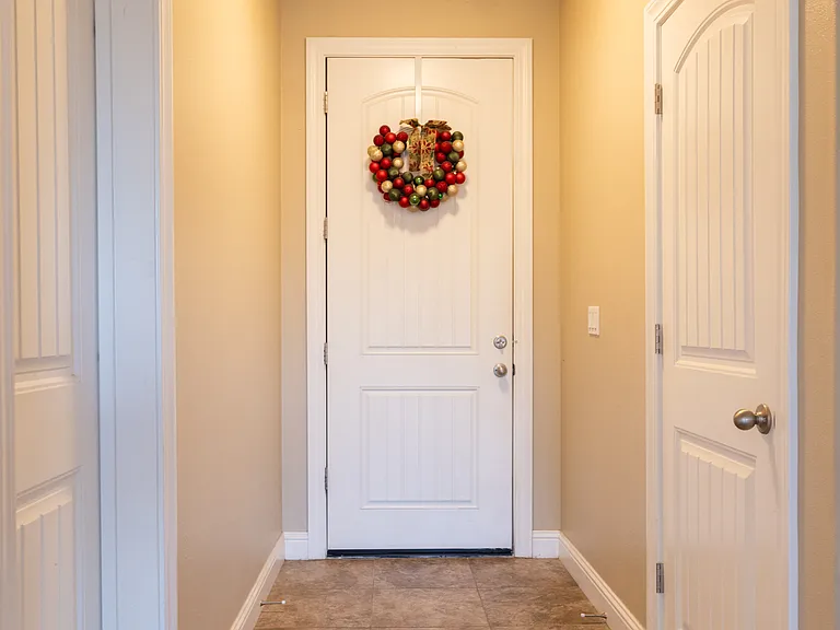 1375 Poppy Ridge Ct — Photo 31