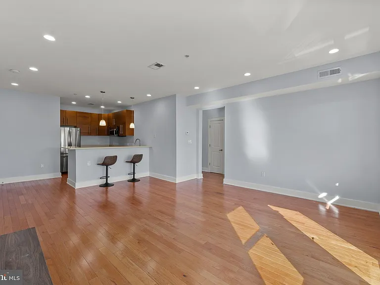 440 Rhode Island Ave NW #303 — Photo 4