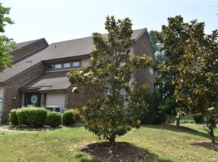 6827 Windmill Point Rd, White Stone, VA 22578