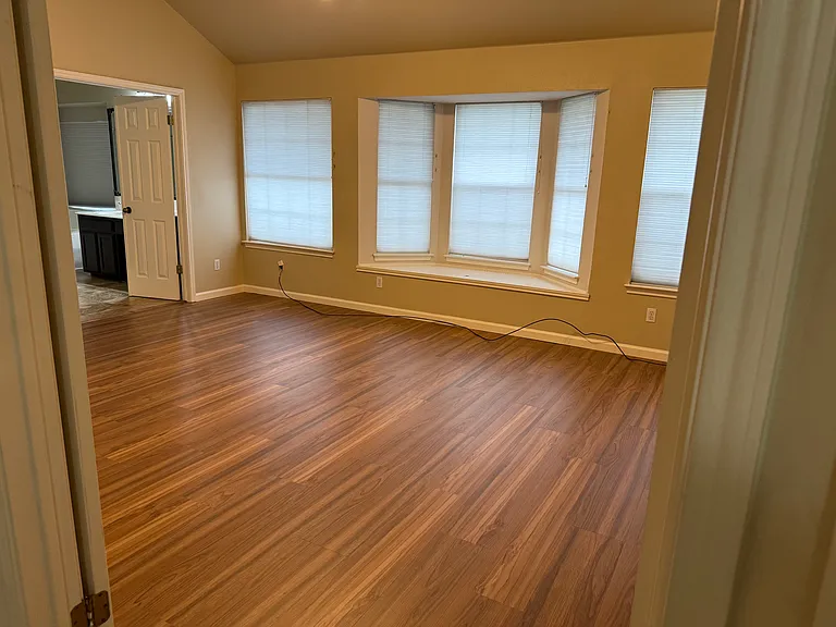 1721 Woods Blvd — Photo 21