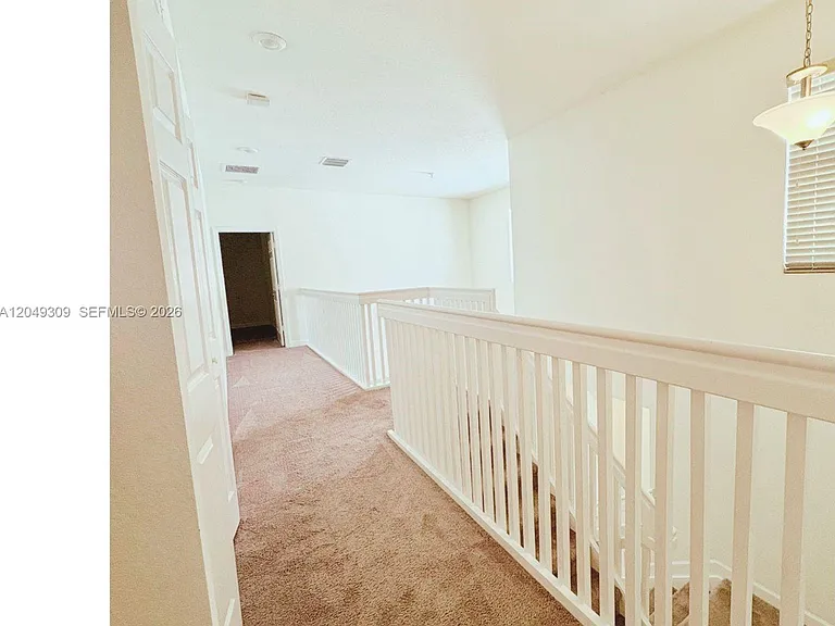 132 NE 24th Ave — Photo 15