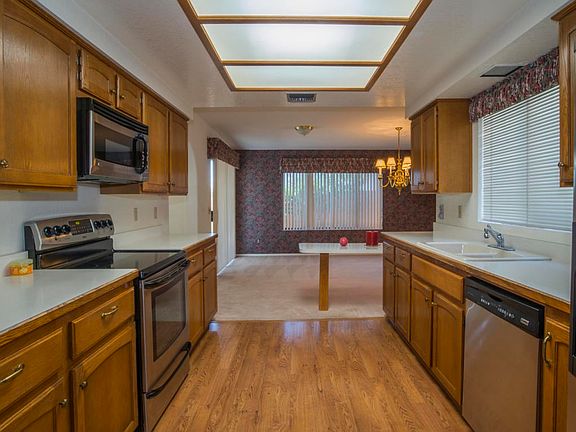 3rd image of 5528 N Camino Del Penoso