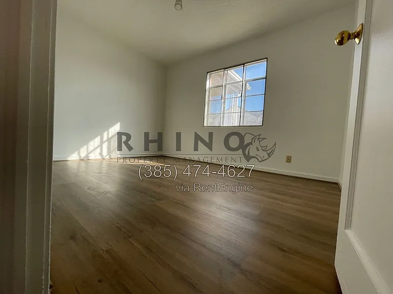 2583 S 700 E — Photo 5