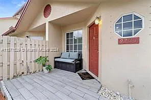 3 bed, 2.5 bath, $3,100 — Photo 2