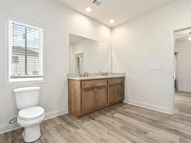 363 W Drake Ave — Photo 20