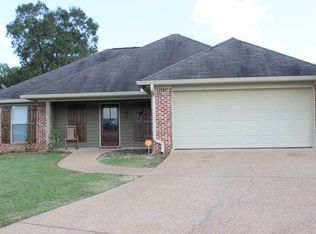 618 Mitchell Cv, Brandon, MS 39047
