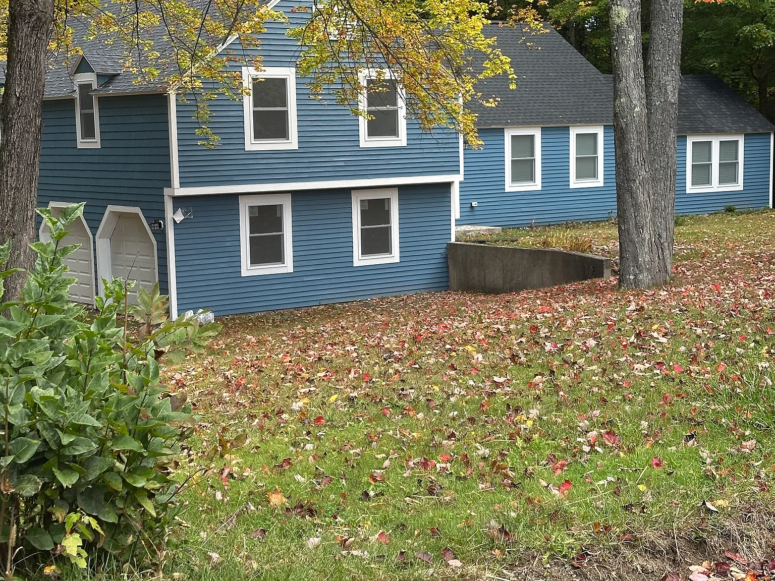4 bed, 3414 sqft, $4,000 — Photo 1