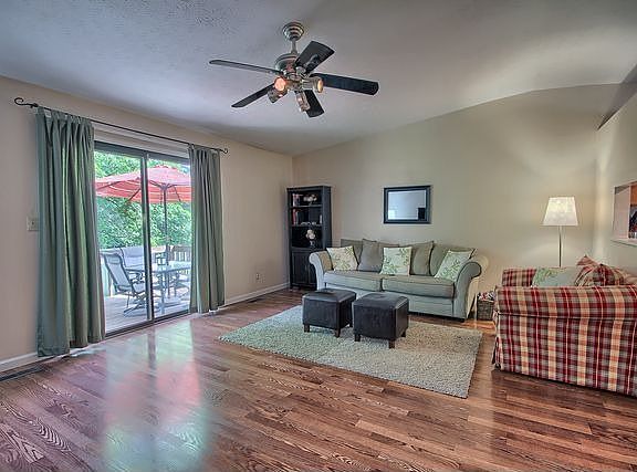 Beautiful natural lighting from the sliding glass doors.