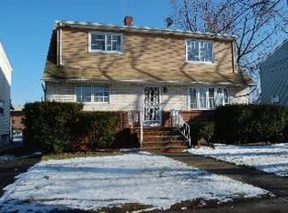 14 Massey St, Lodi, NJ 07644