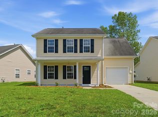 908 Lakehill Rd, Charlotte, NC 28214