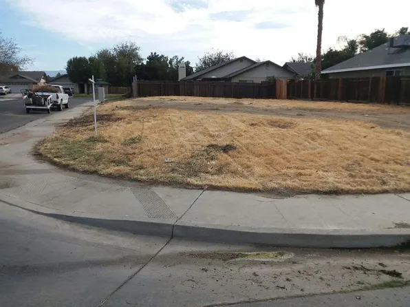 1680 Willow Springs Ave, Coalinga, CA 93210