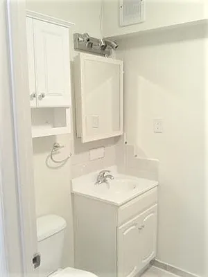 Rented by Azure Realty NY LLC | media 10