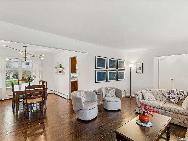 990 Three Waters Ln — Photo 7