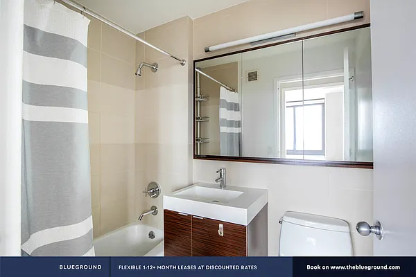 Rented by The Blueground | media 40